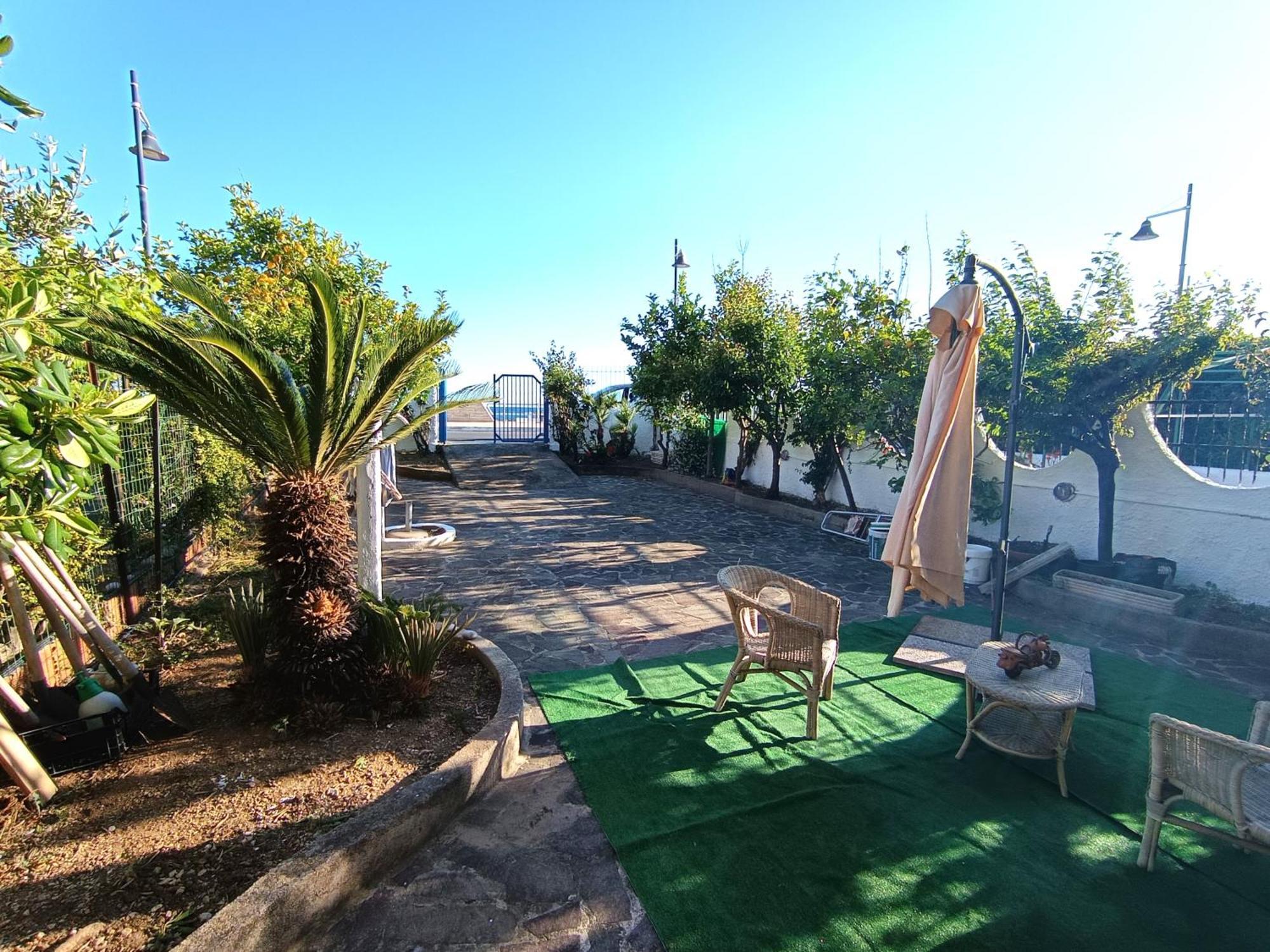 Monolocale Tirreno Studio Seafront Formia Exterior foto