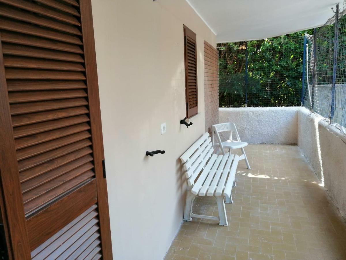 Monolocale Tirreno Studio Seafront Formia Exterior foto