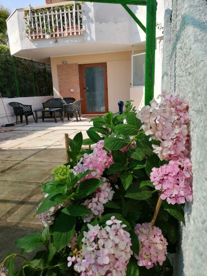 Monolocale Tirreno Studio Seafront Formia Exterior foto